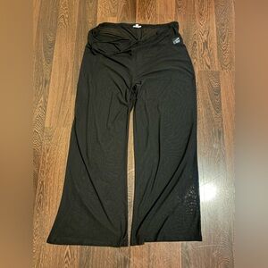 Women’s swim coverup pants Size XL (Cart I-104)